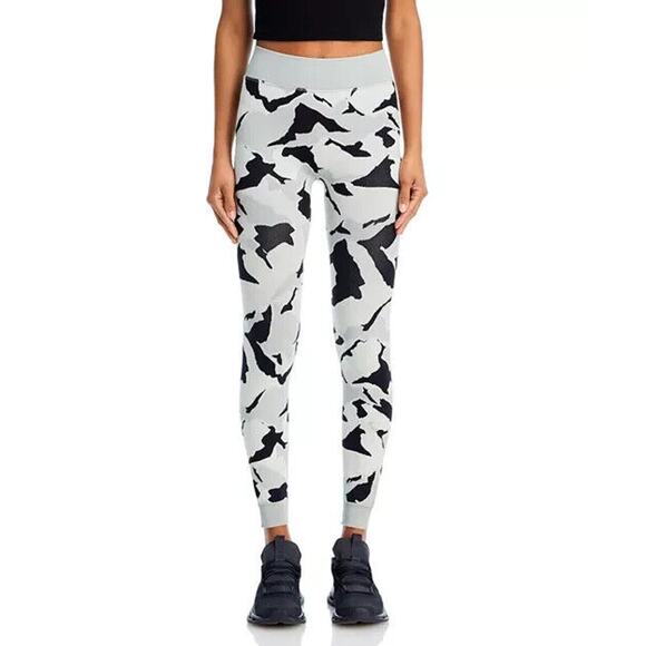 Sweaty Betty Mountain Base Layer Leggings Women's XL Gray Camo Jacquard Knit NWT - Picture 3 of 13